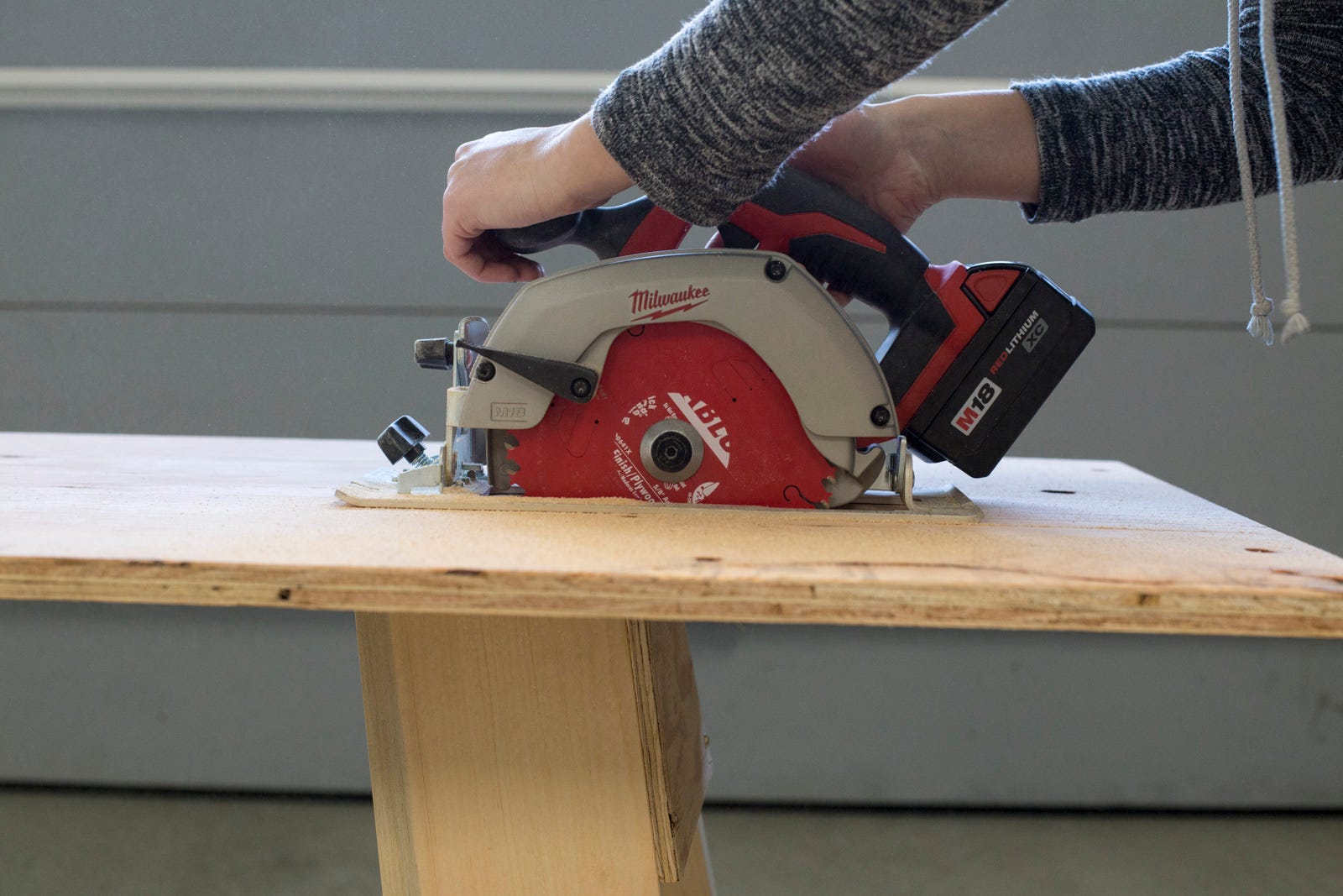 saw for flower box