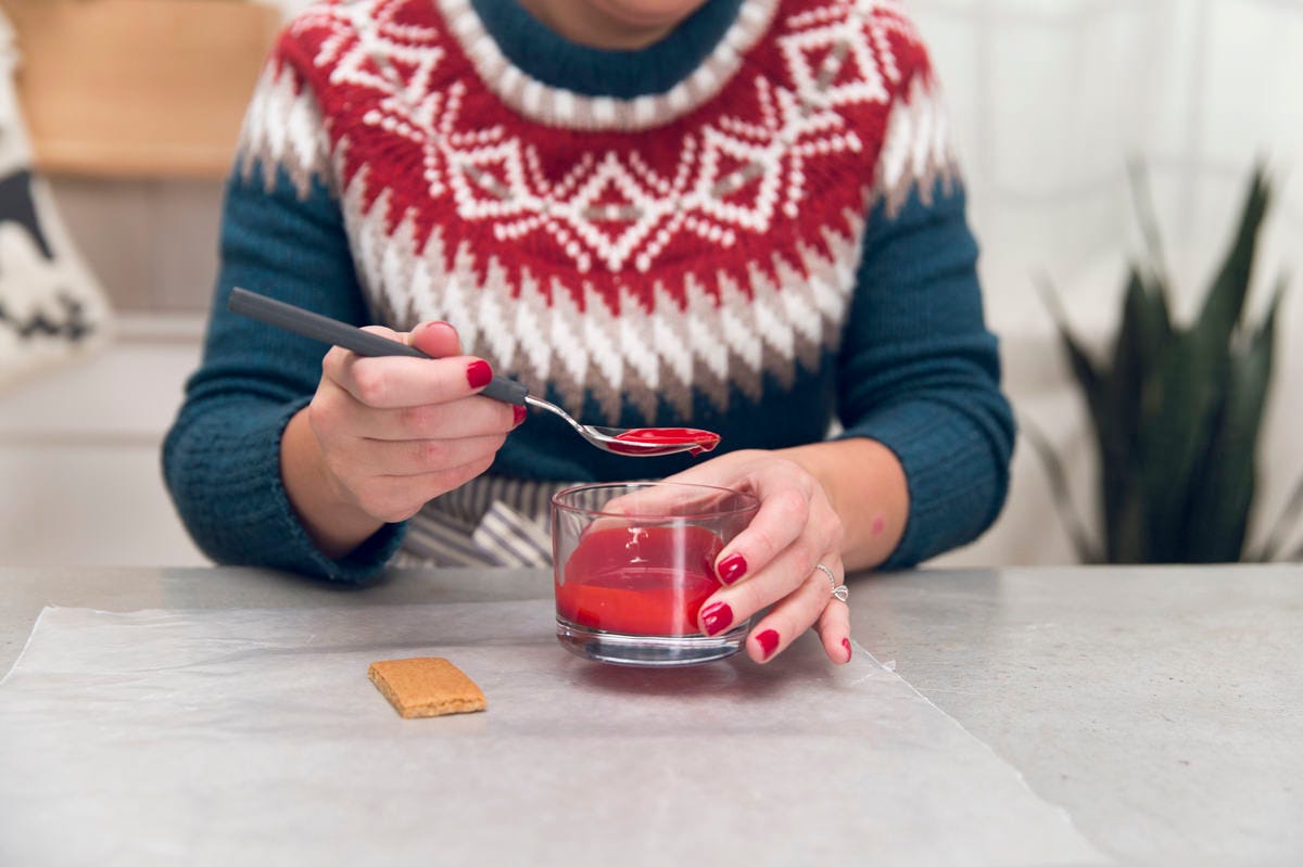 red food coloring for icing